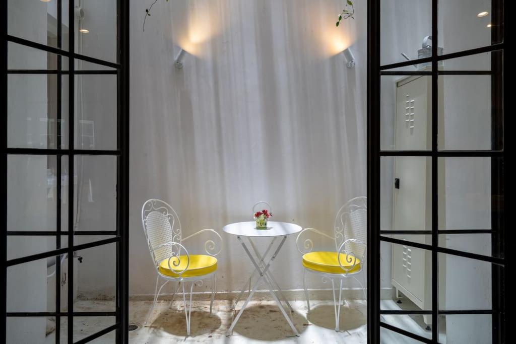 Ebullience - Stylish & Chic Athens Apartment Ngoại thất bức ảnh